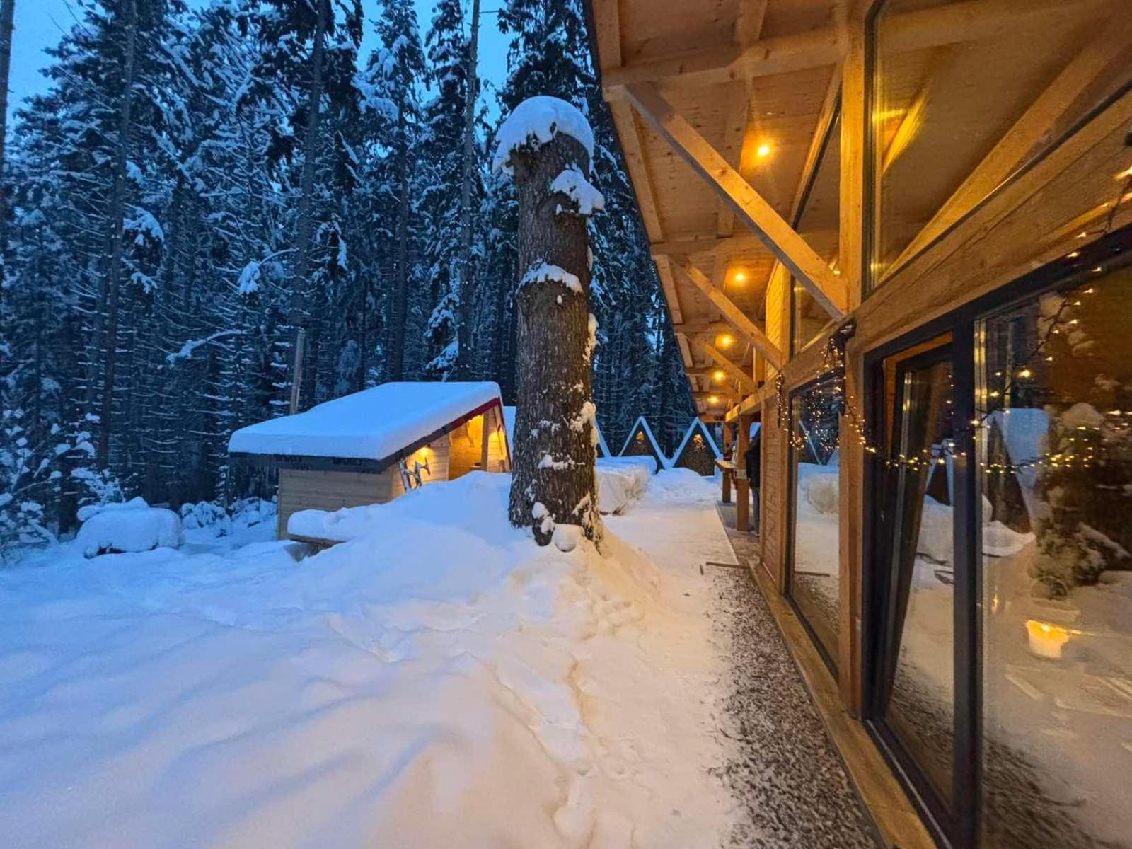 Algara Hut Panichishte Exterior foto